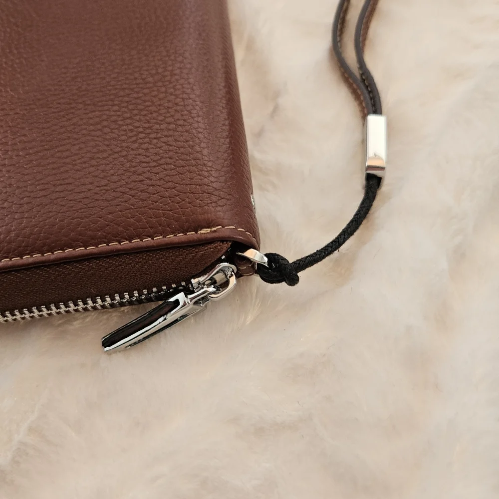 RFID Brown 100% Real Pebbled Leather Wallet Fits Phone and Passport  Wristlet - Picture 7 of 7
